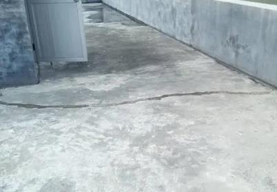 余姚楼顶漏水维修公司分享下如何解决卫生间隐蔽部位漏水的问题?